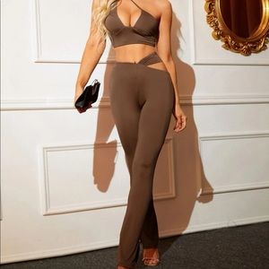 Cut out one shoulder crop top and split pants set